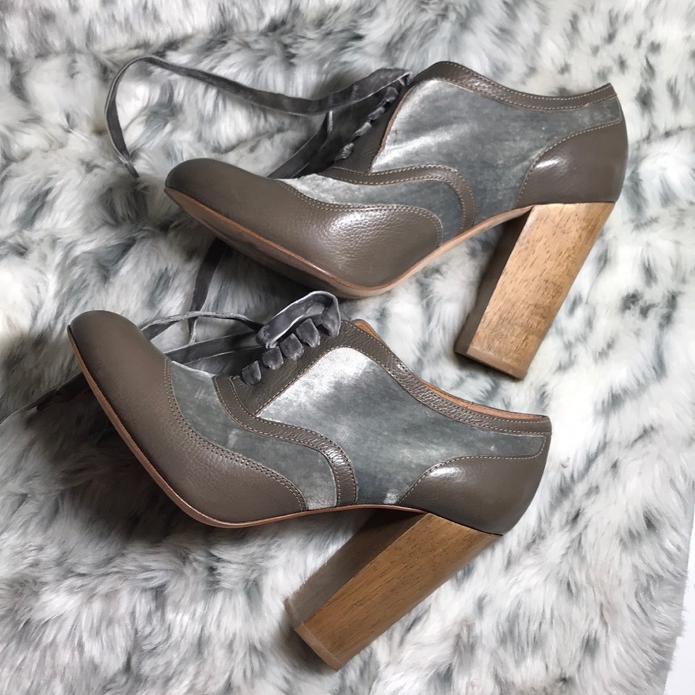 Juicy Couture vintage leather boots, size 10.